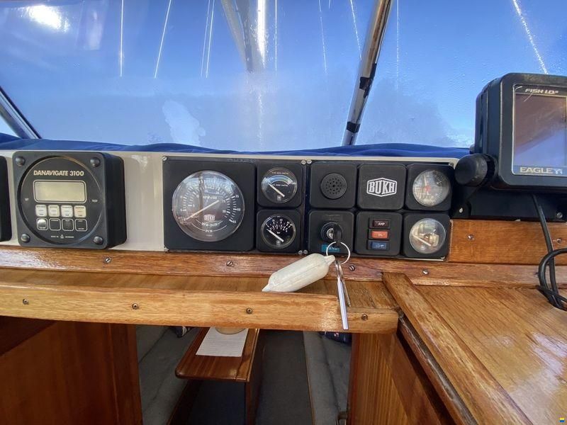 LM 28