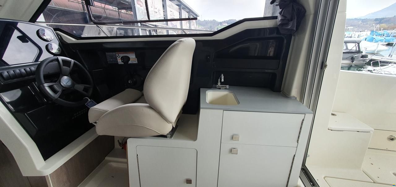 Quicksilver Activ 675 Weekend