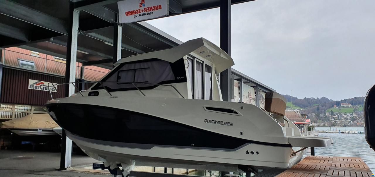 Quicksilver Activ 675 Weekend