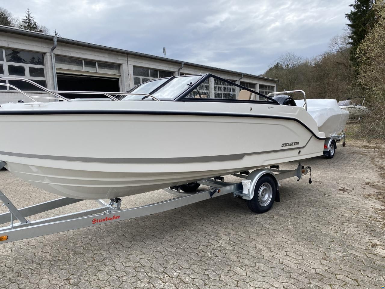 Quicksilver Activ 605 Cruiser
