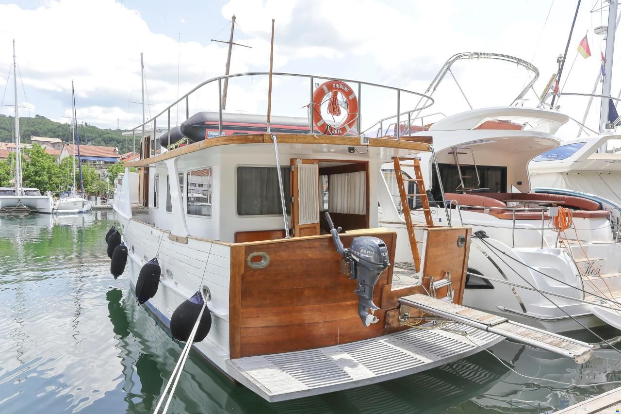 Lund Alaskan 46
