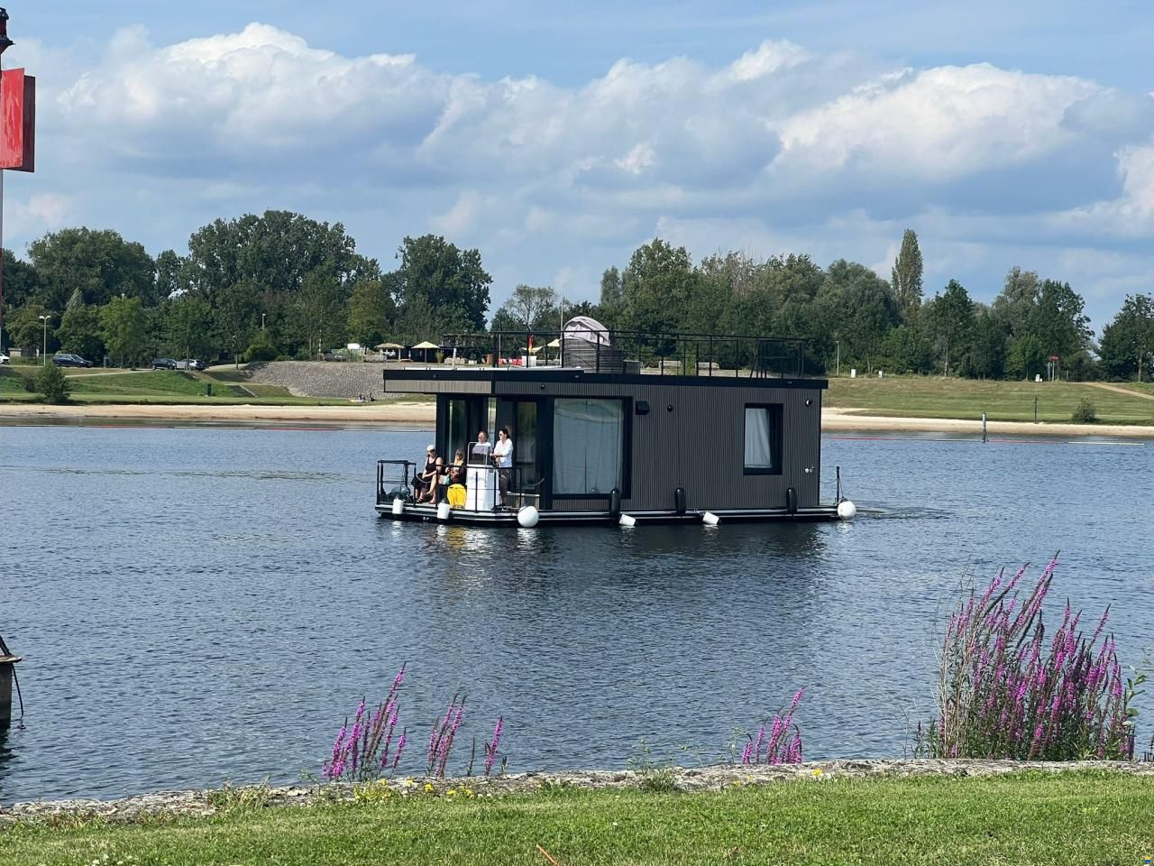 LakeLife family/rental Houseboat