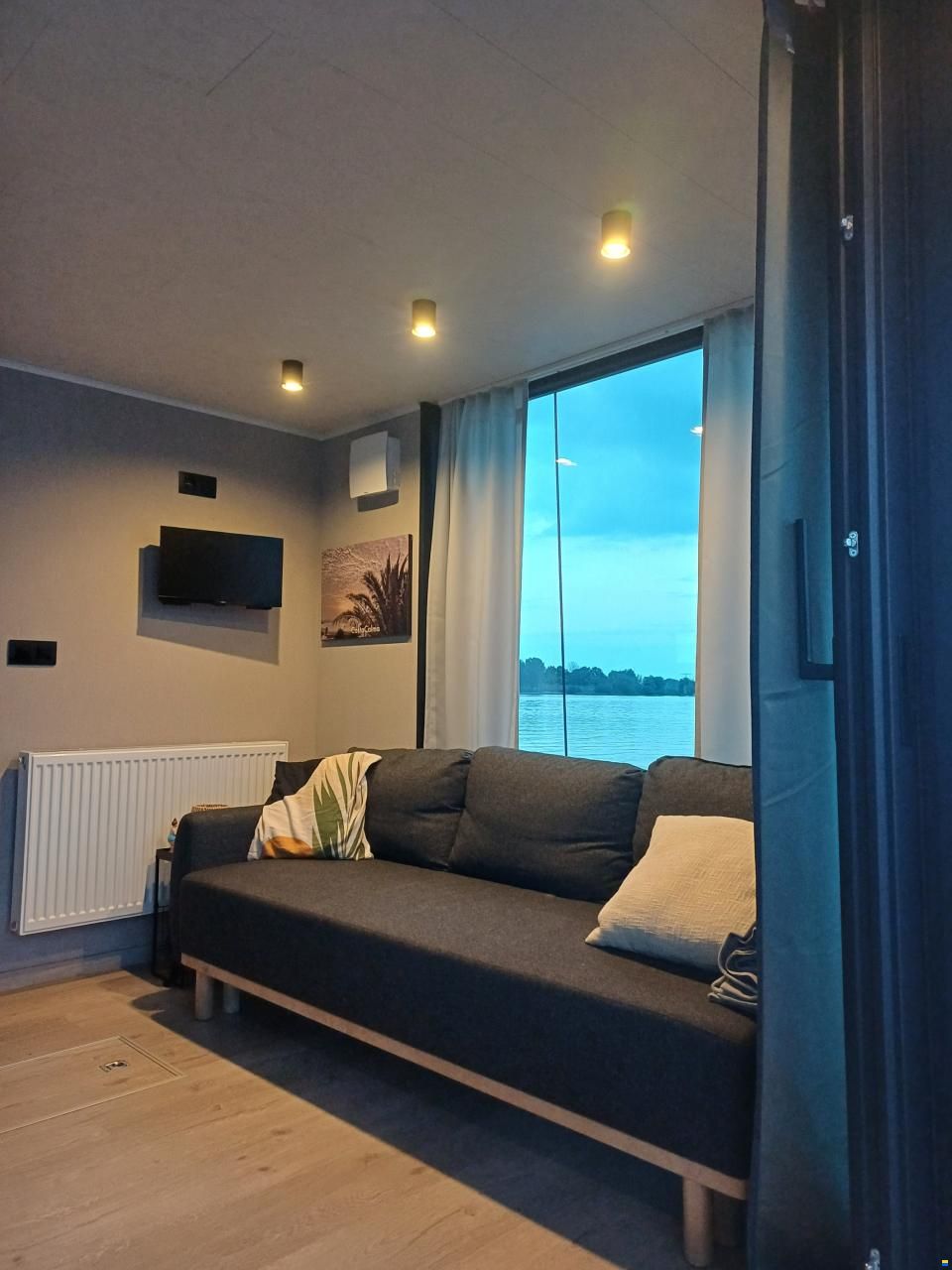 LakeLife family/rental Houseboat