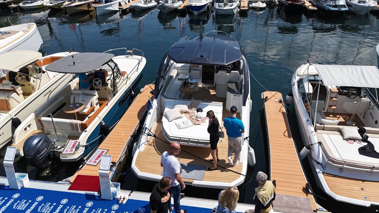 Airon Marine AmX 35 Sport Top