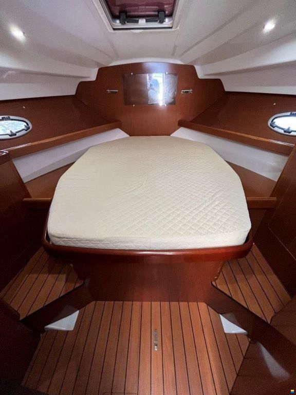 Beneteau Antares 30