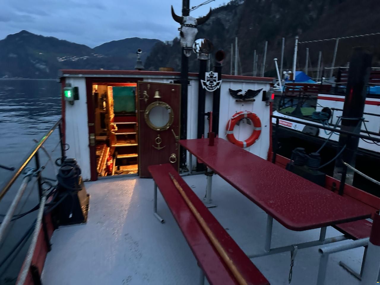 Hasler G&uuml;terschiff Nauen