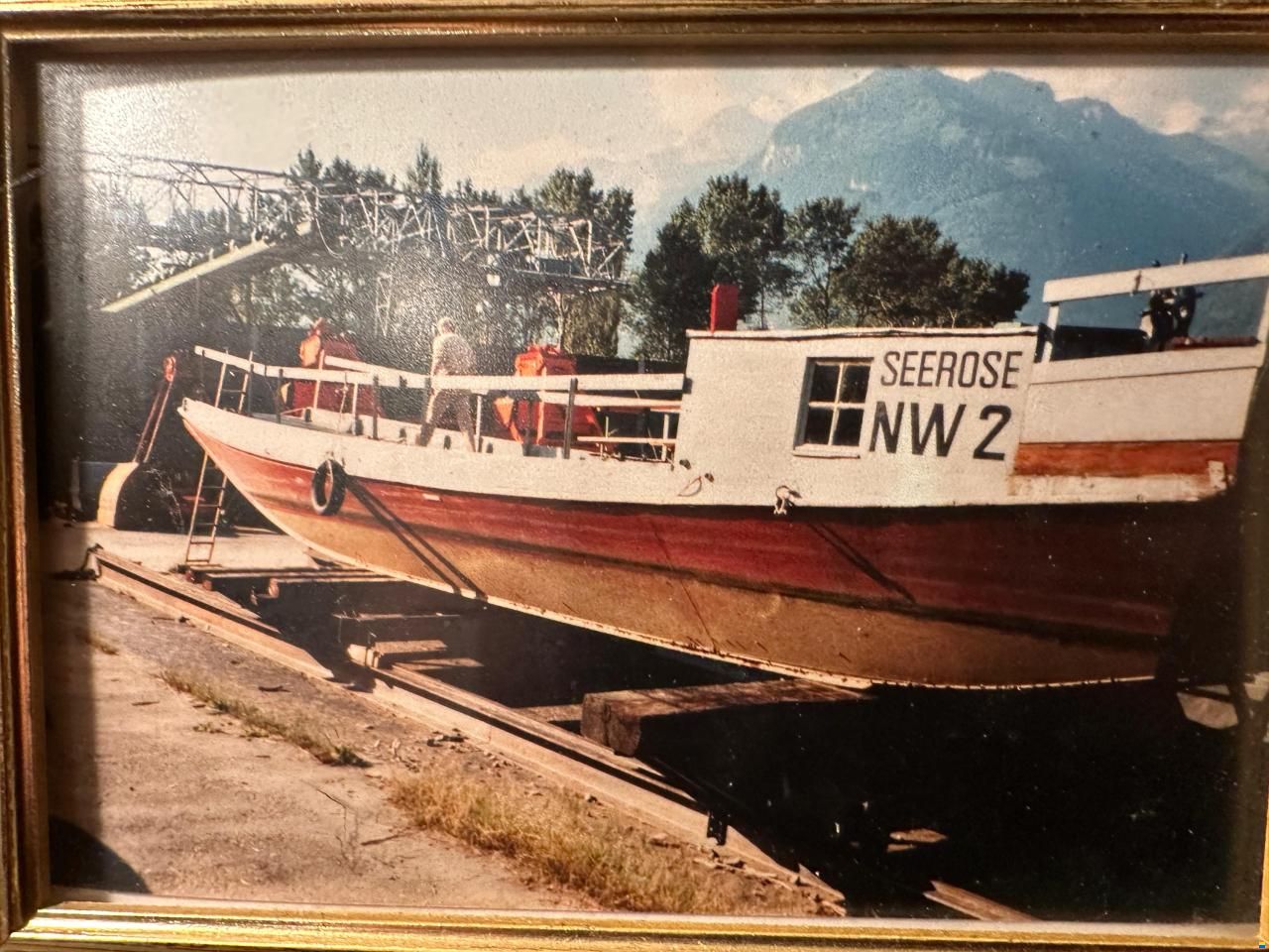 Hasler G&uuml;terschiff Nauen