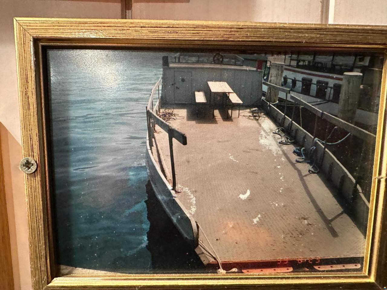 Hasler G&uuml;terschiff Nauen