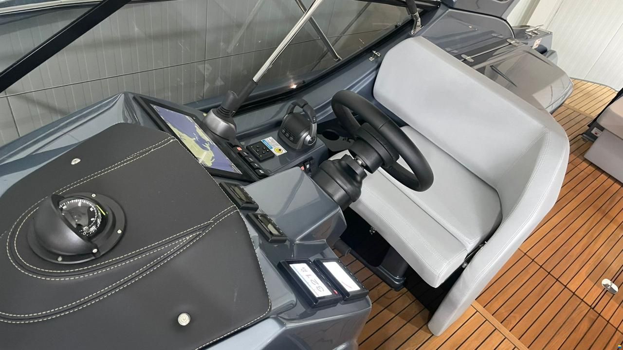 Cranchi Z35