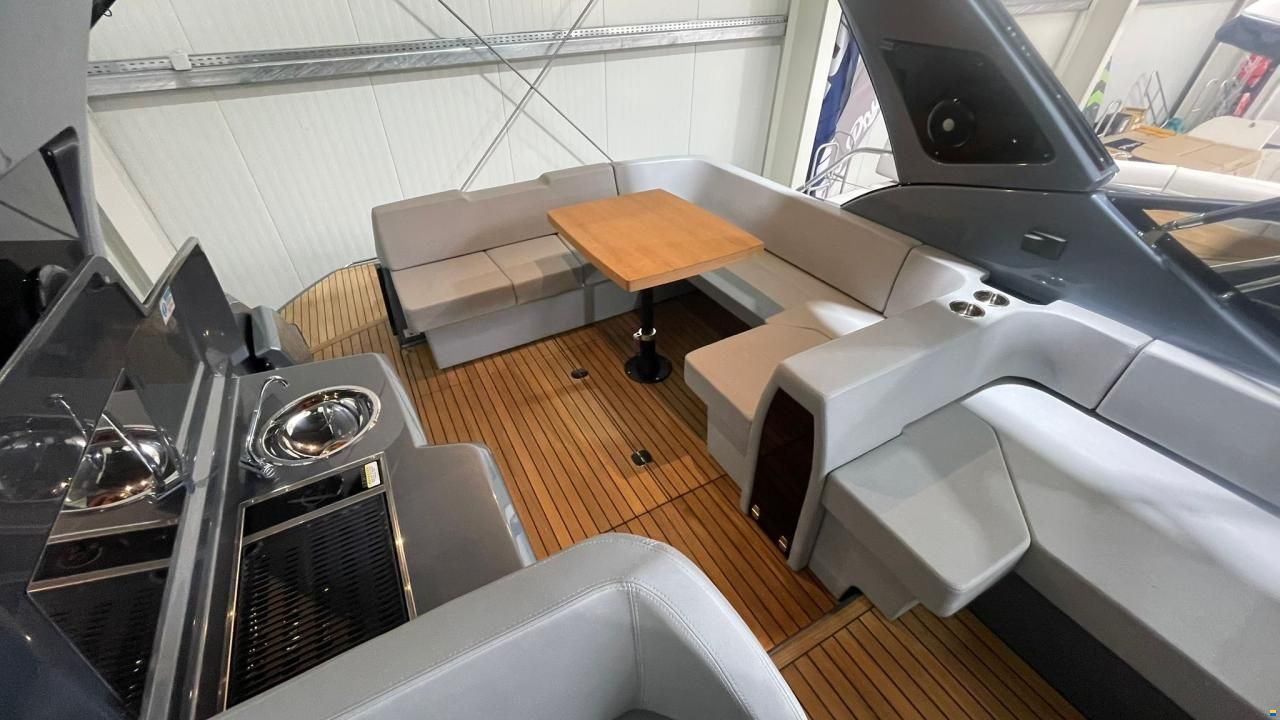 Cranchi Z35