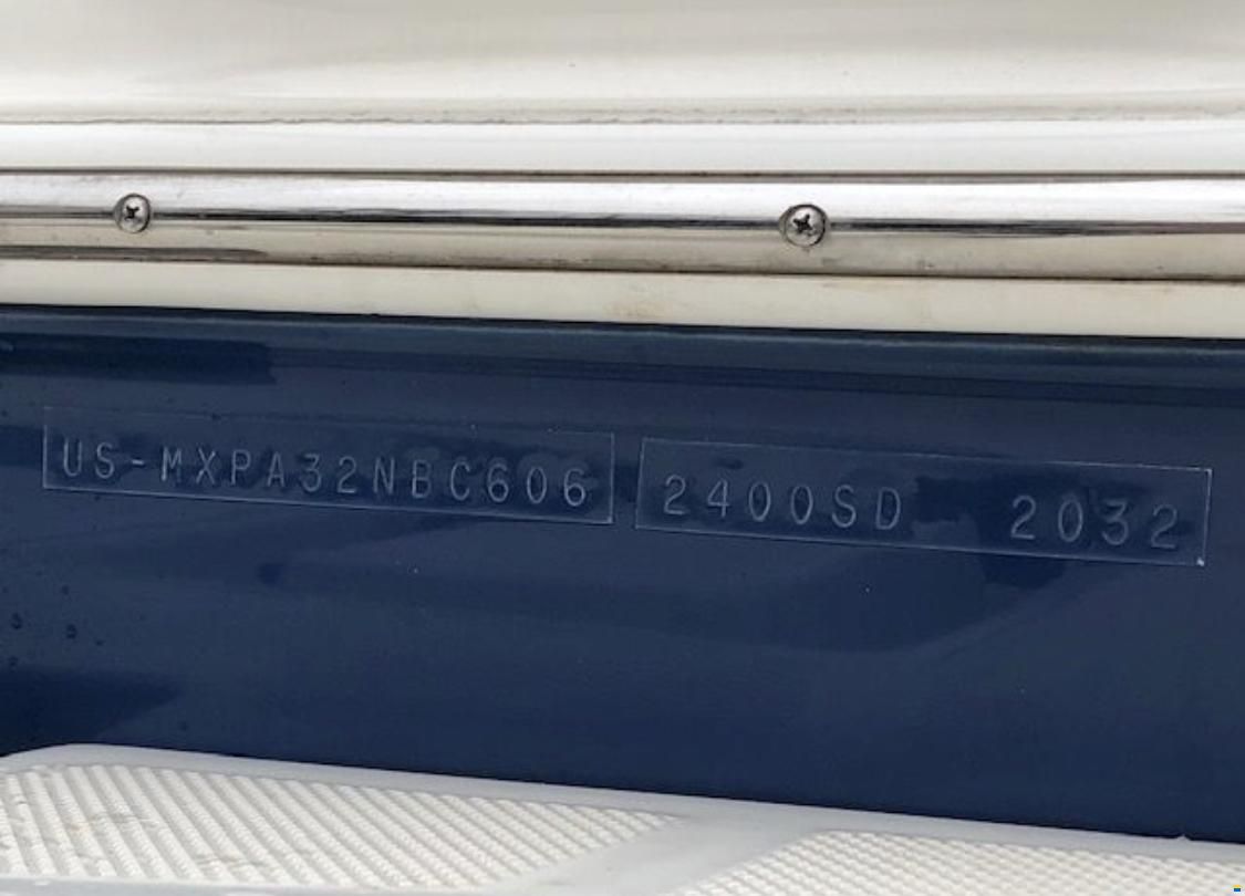 Maxum 2400 SD