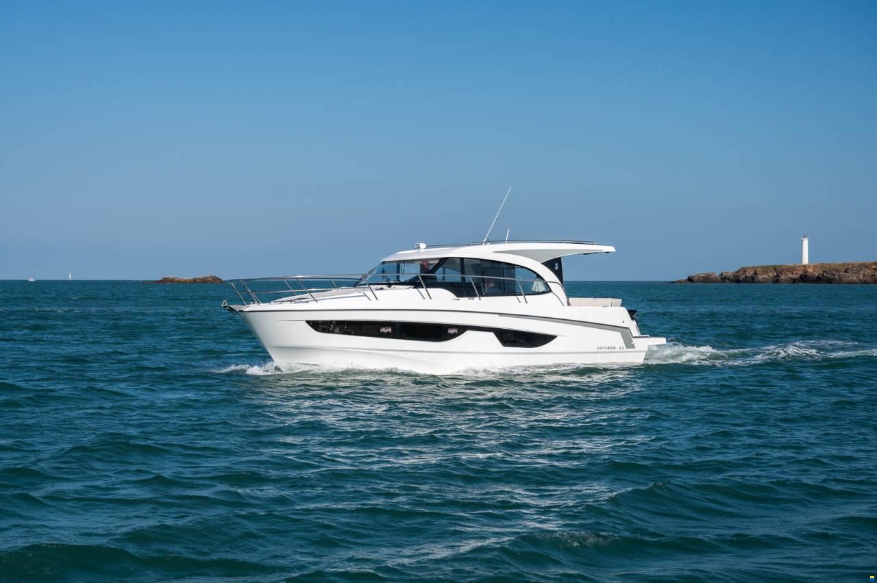 Beneteau Antares 11 Coupe