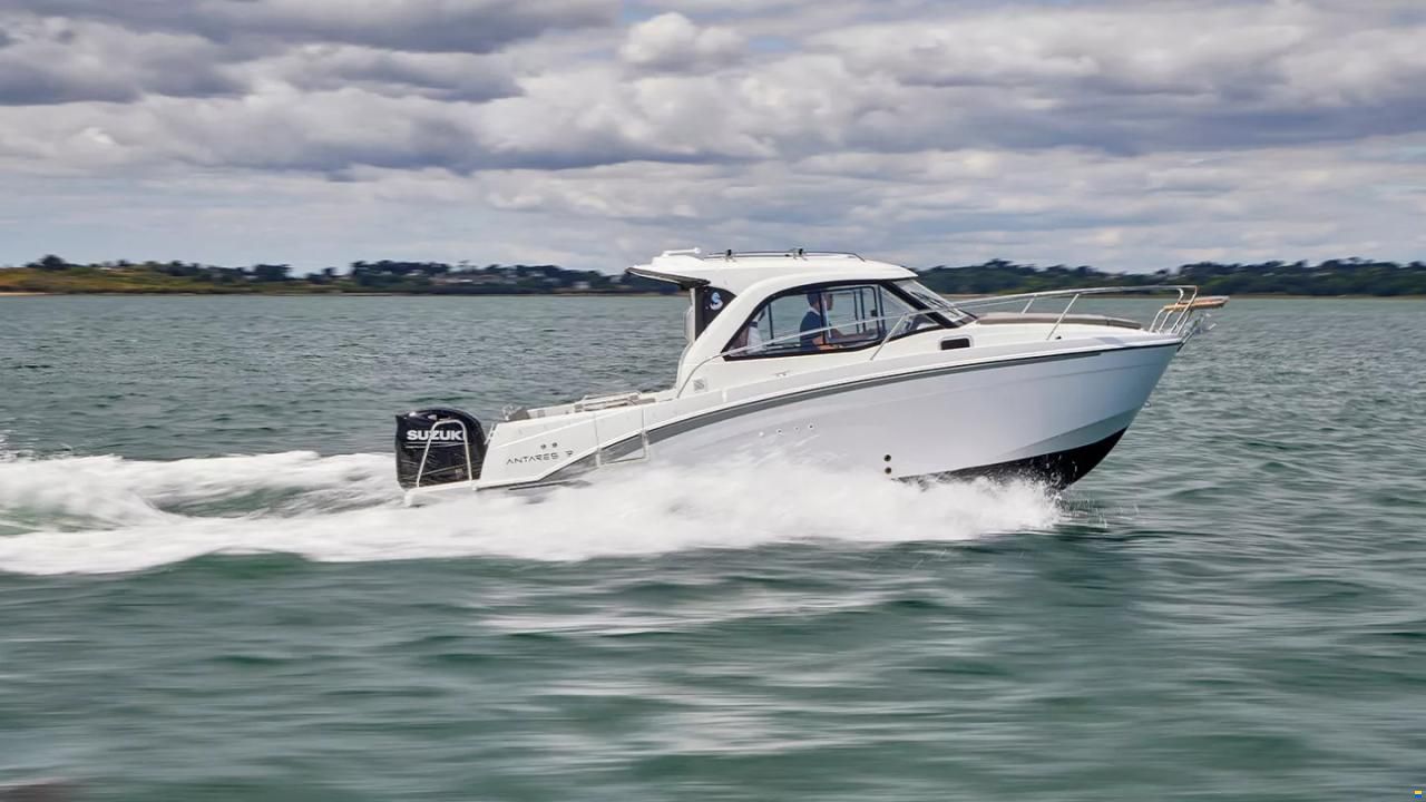 Beneteau Antares 7 OB