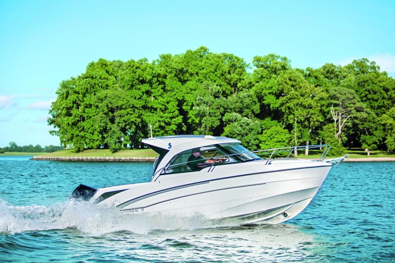 Beneteau Antares 7 OB