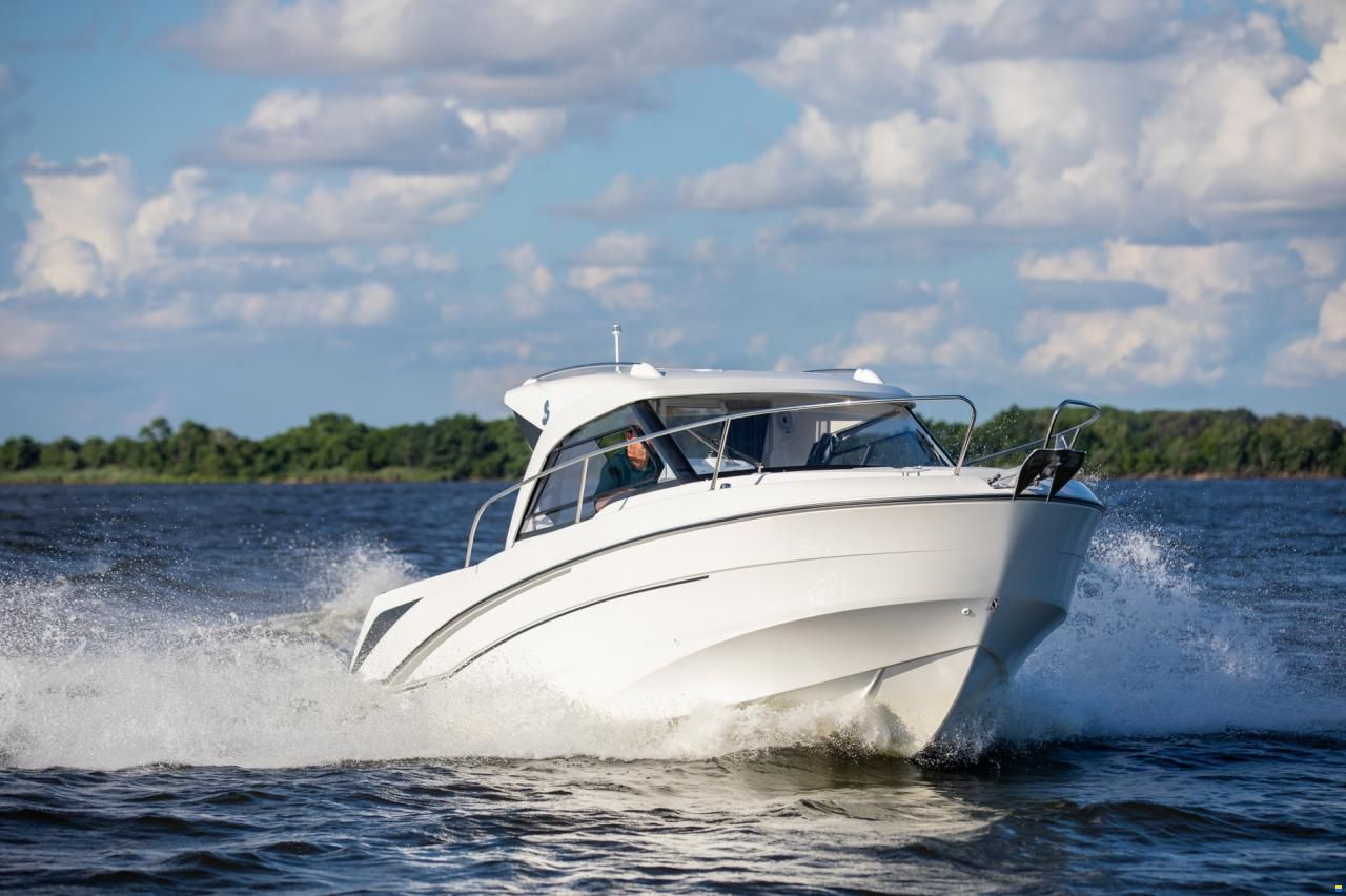 Beneteau Antares 7 OB