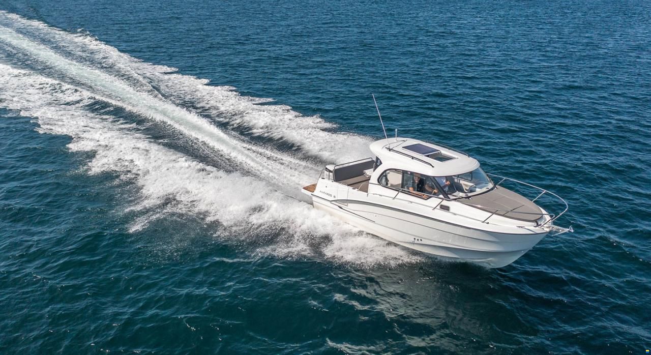 Beneteau Antares 8 OB v2