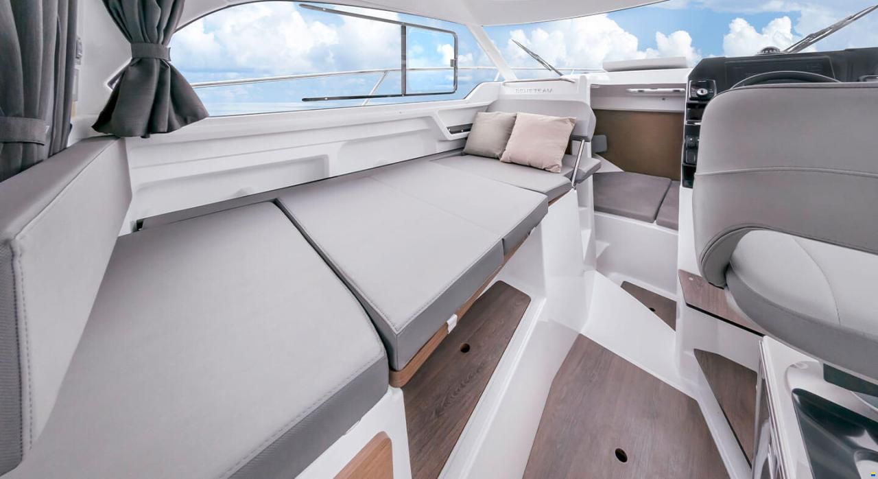 Beneteau Antares 8 OB v2