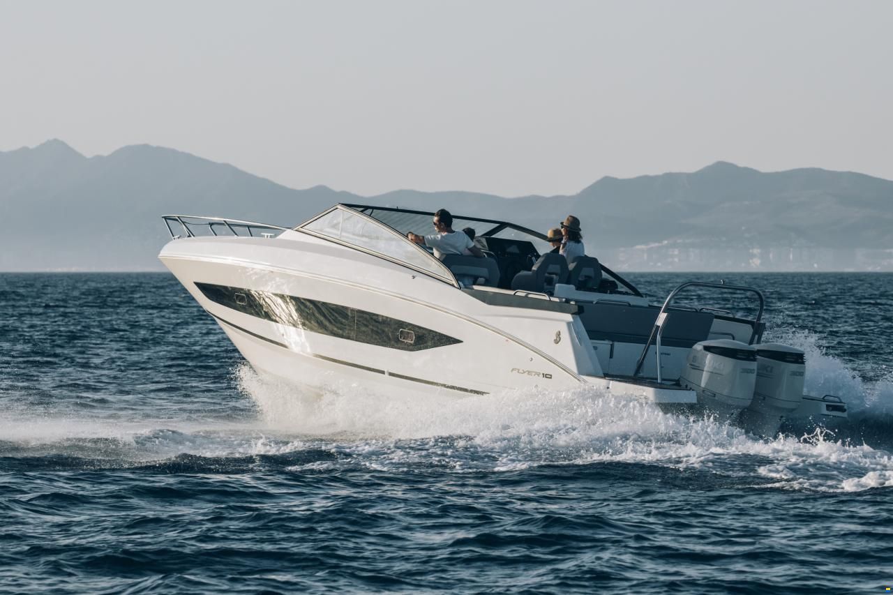 Beneteau Flyer 10