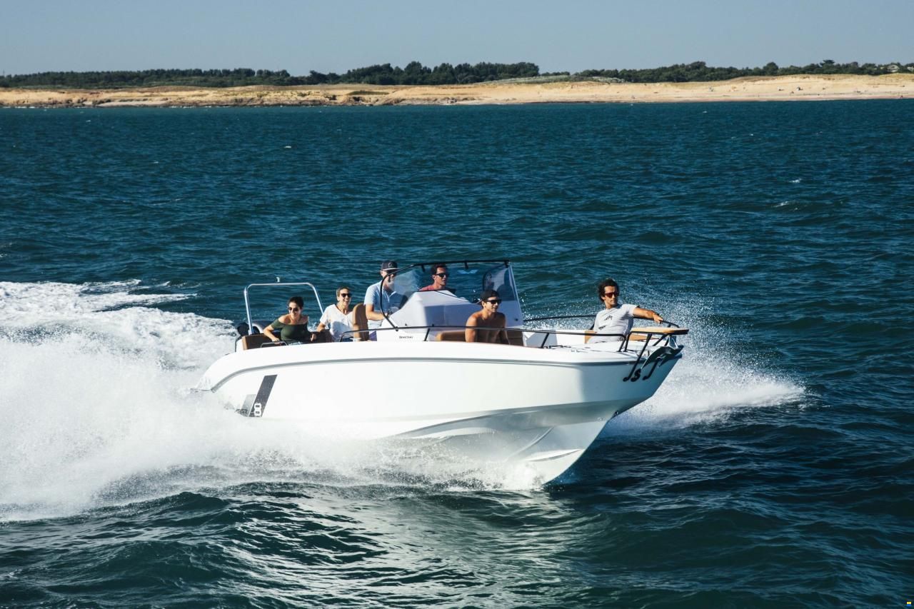 Beneteau Flyer 8 SPACEdeck v2