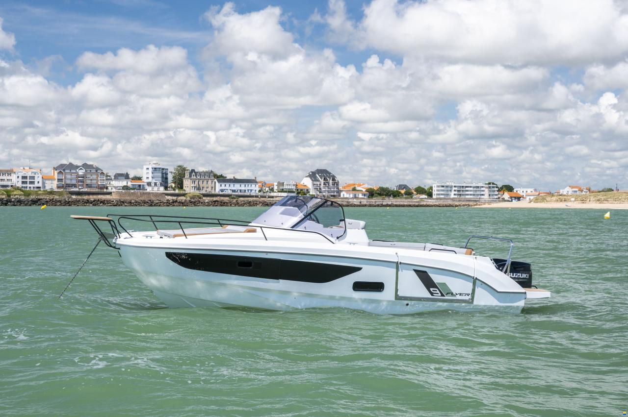 Beneteau Flyer 9 SUNdeck