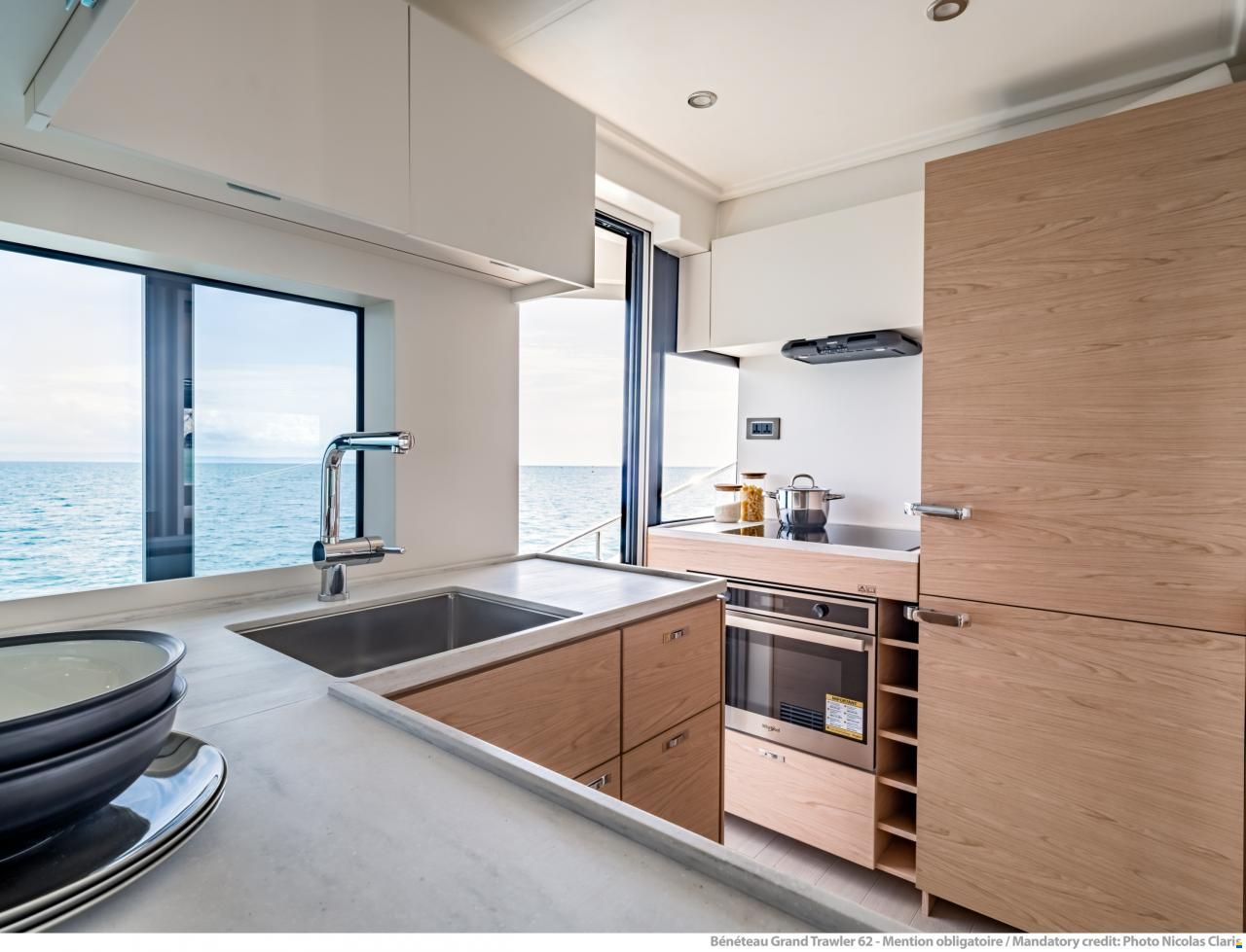 Beneteau Grand Trawler 62