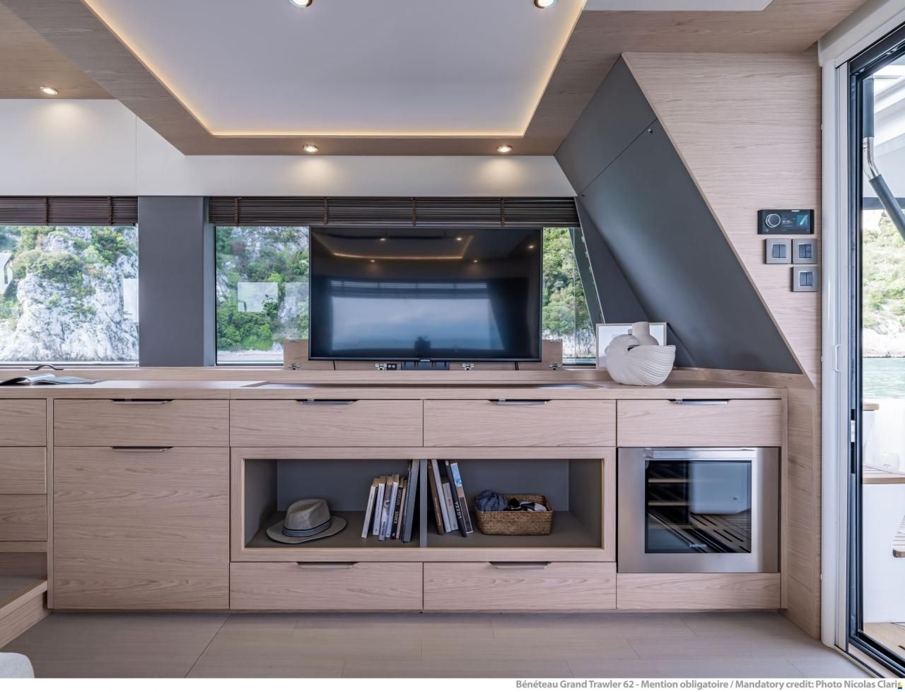 Beneteau Grand Trawler 62