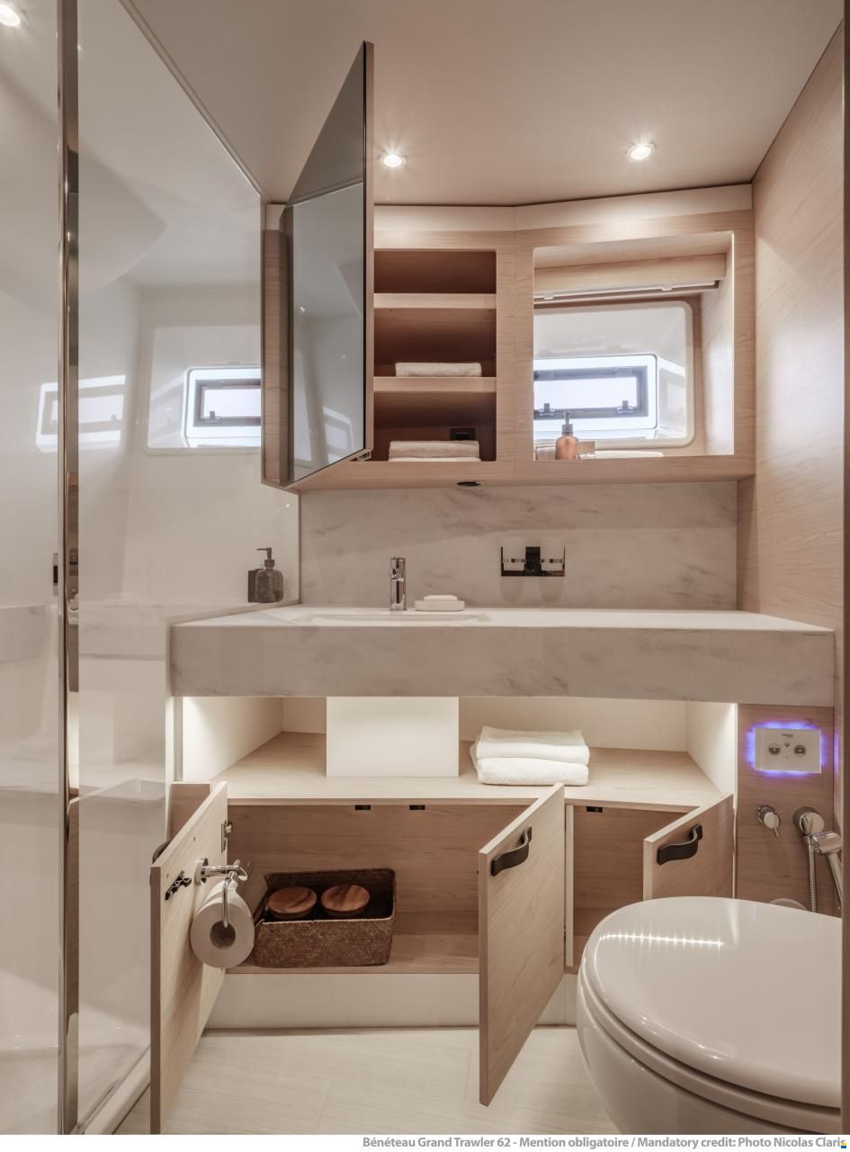 Beneteau Grand Trawler 62