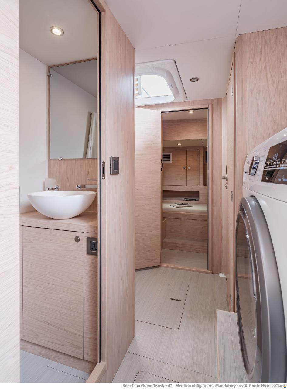 Beneteau Grand Trawler 62