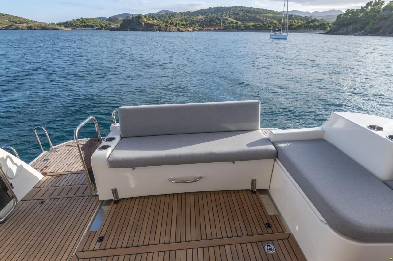 Beneteau Swift Trawler 41 Sedan
