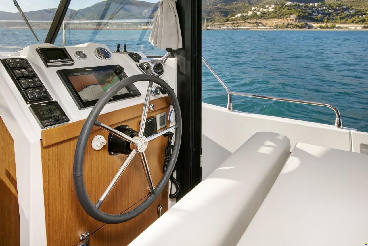 Beneteau Swift Trawler 35