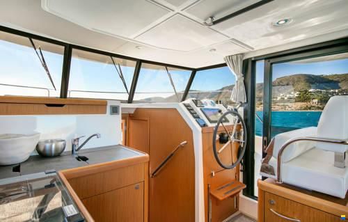 Beneteau Swift Trawler 35