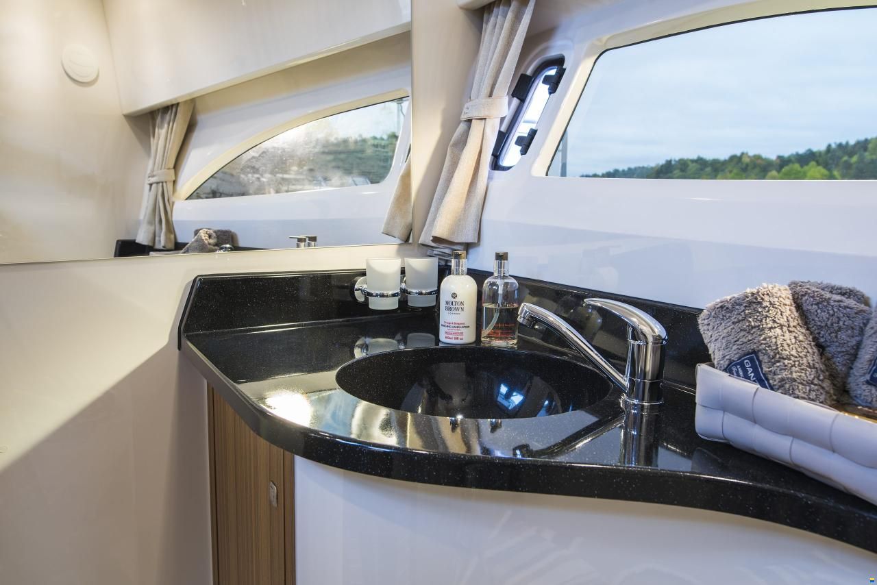 Marex 310 Sun Cruiser