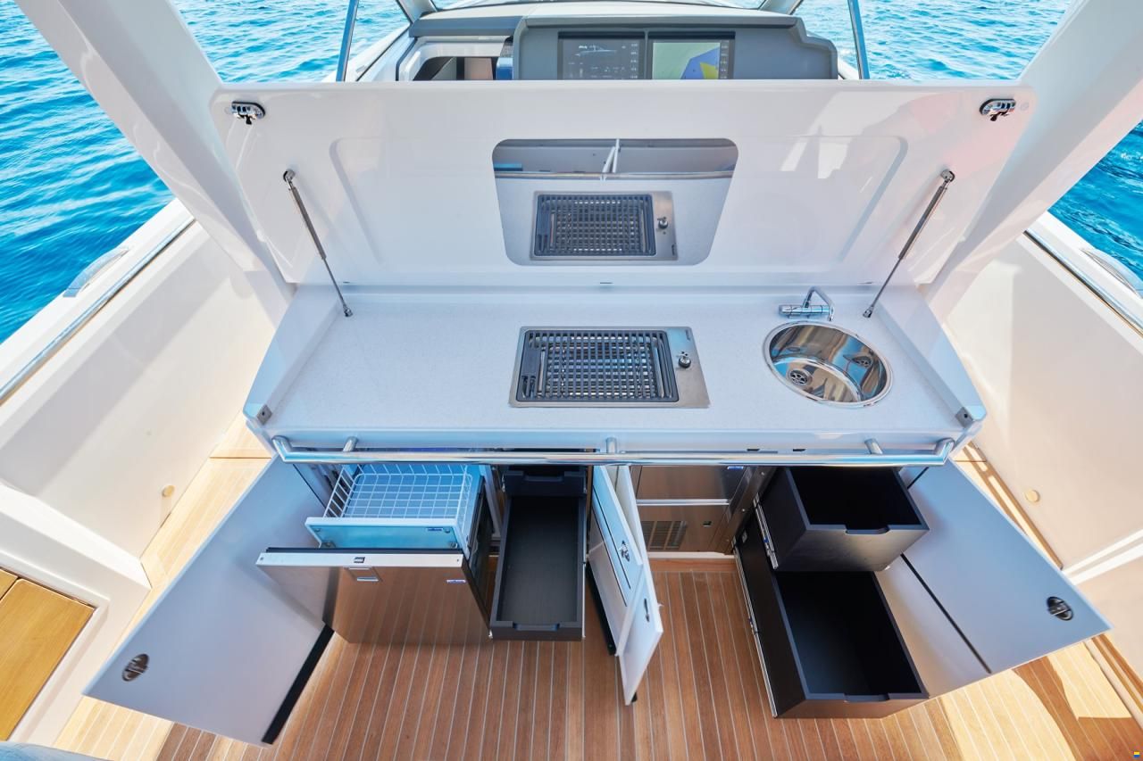 Windy SR 44 Blackhawk