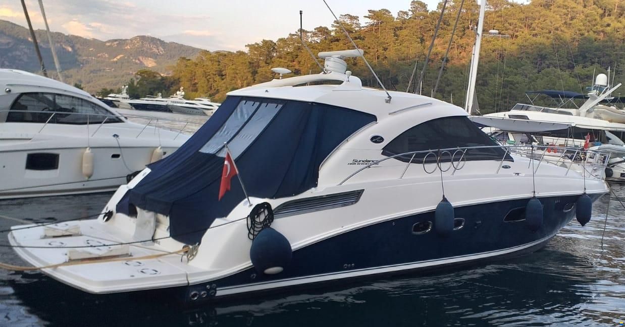Sea Ray Sundancer 475