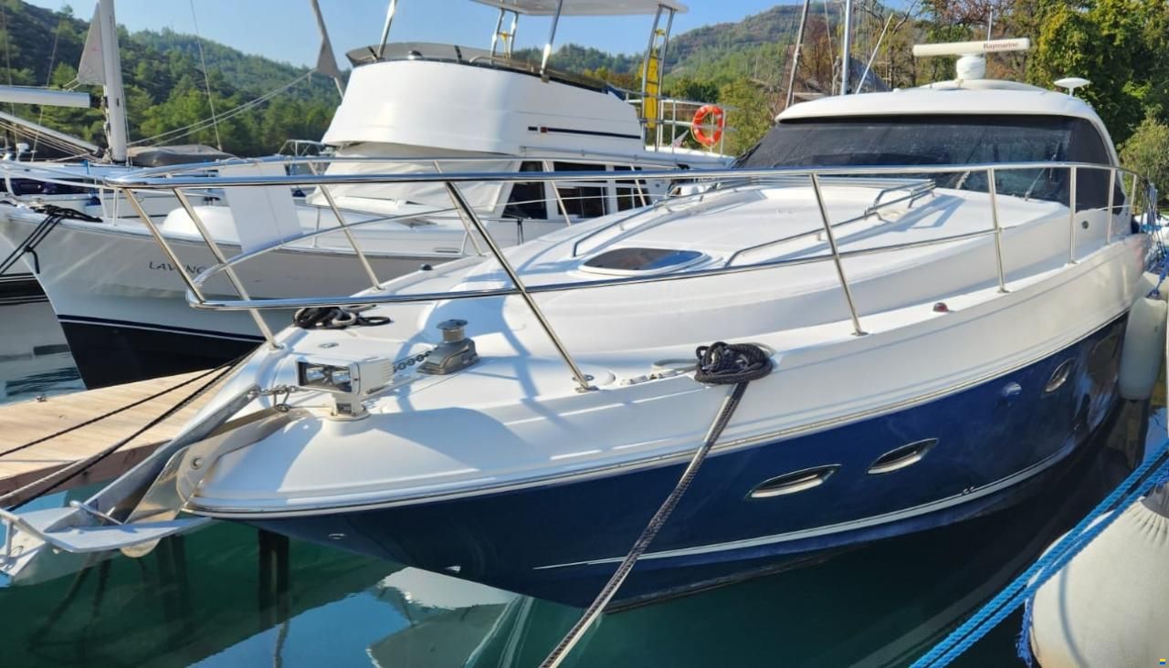 Sea Ray Sundancer 475