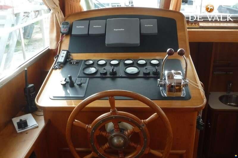 Linssen Grand Sturdy 430 AC Twin