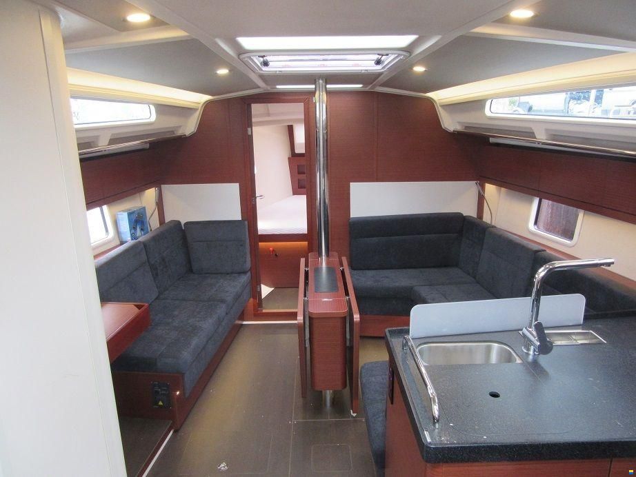 Hanse 388