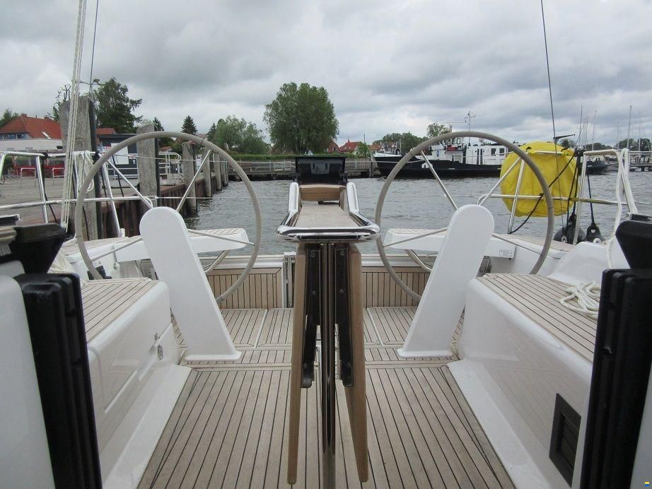 Hanse 388