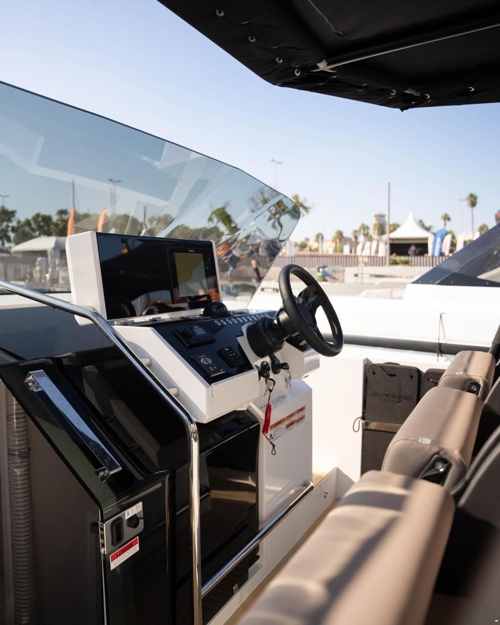 De Antonio D 32 Open