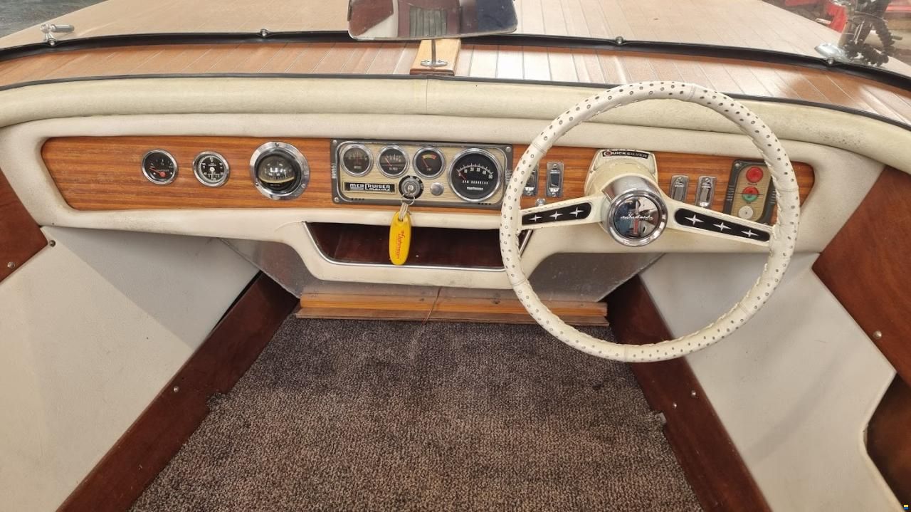 Riva Burkhardt 580 160KW