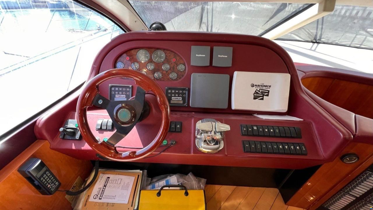 Admiral Boats 62 FLY - MODEL 2001