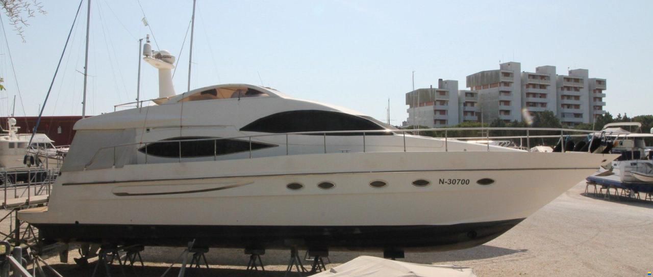 Admiral Boats 62 FLY - MODEL 2001