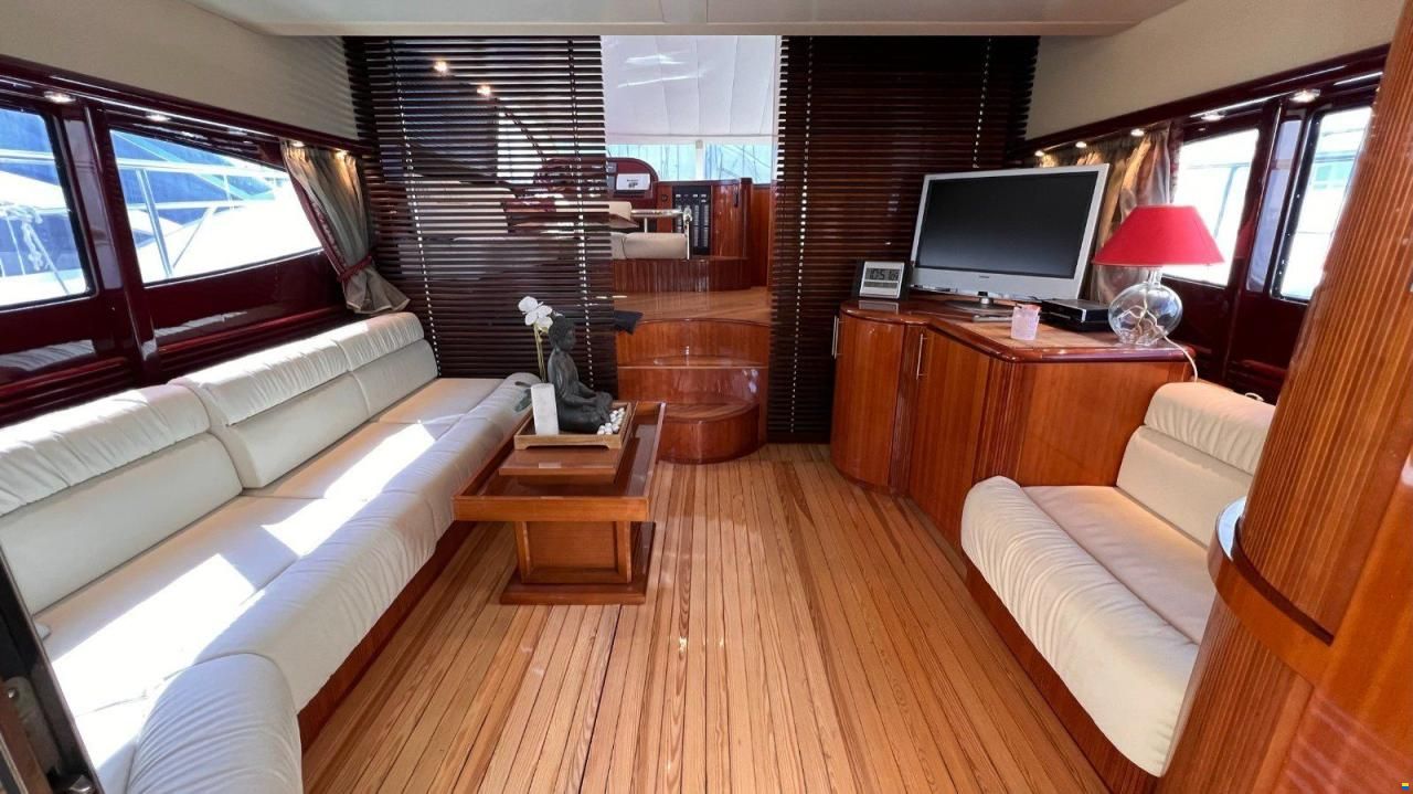 Admiral Boats 62 FLY - MODEL 2001