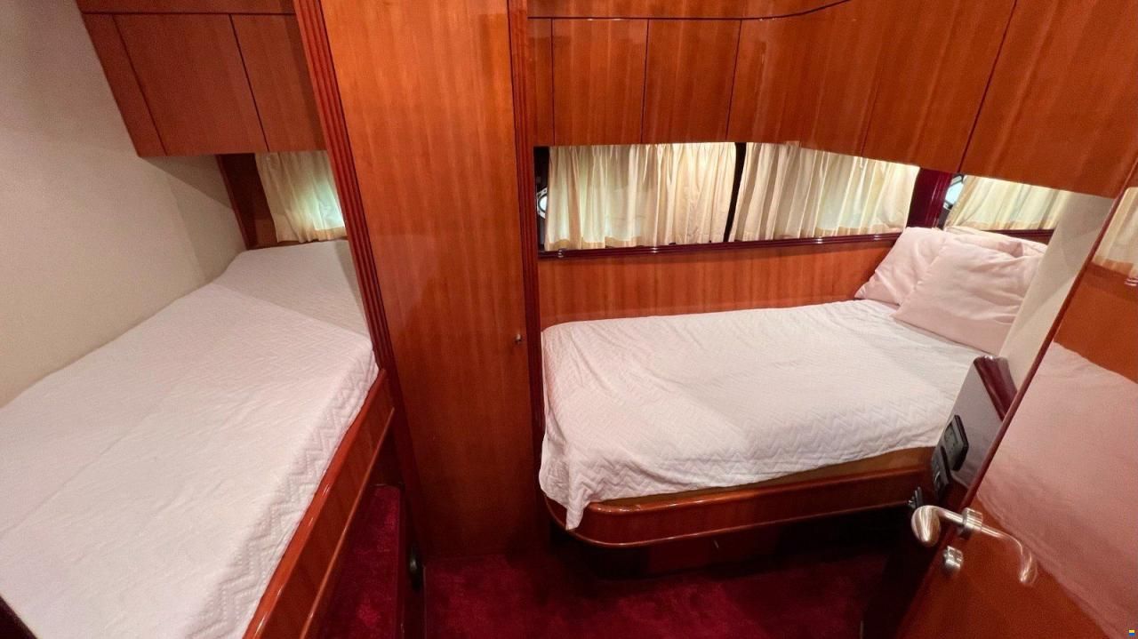 Admiral Boats 62 FLY - MODEL 2001