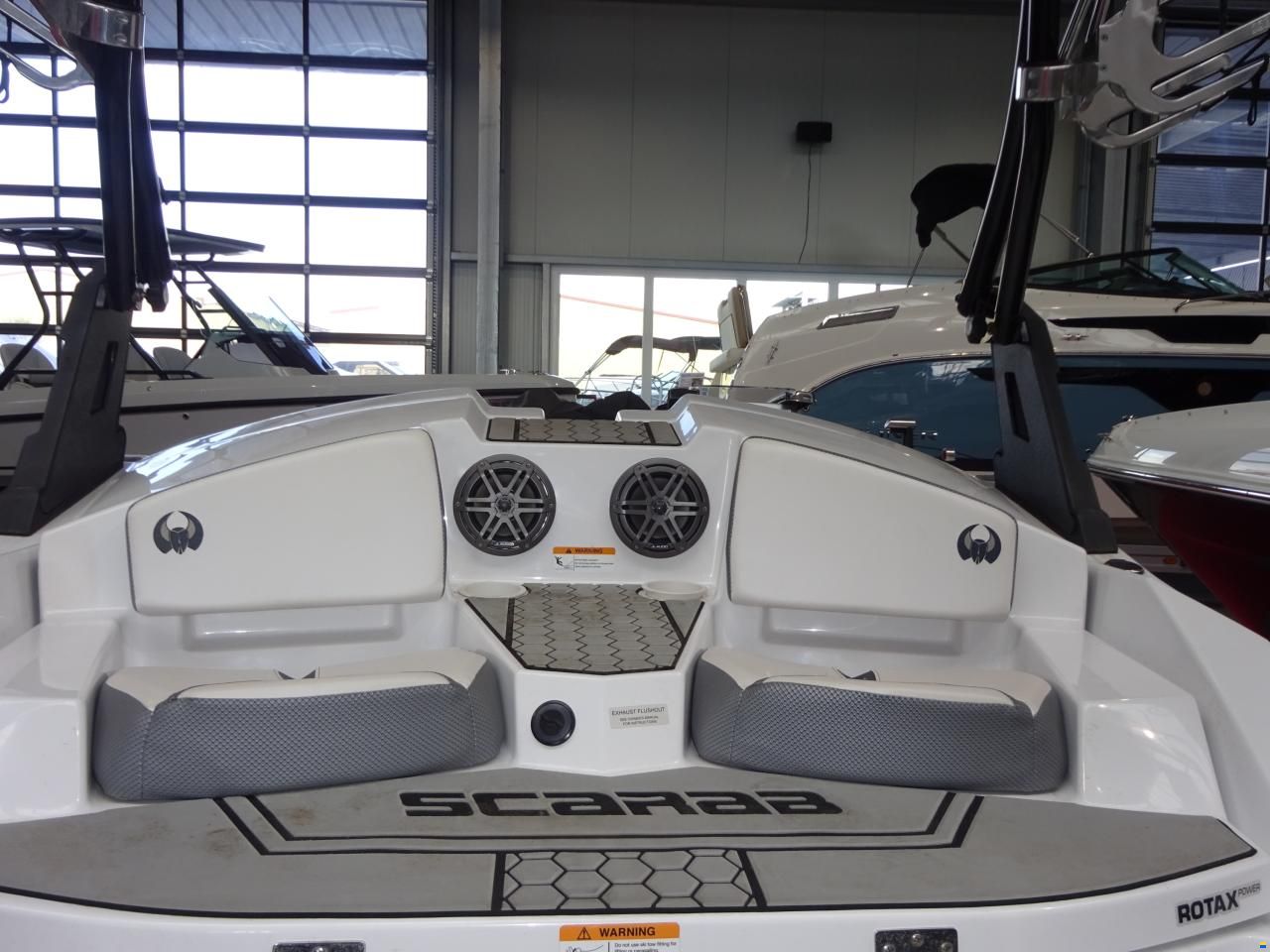 Scarab 165 G