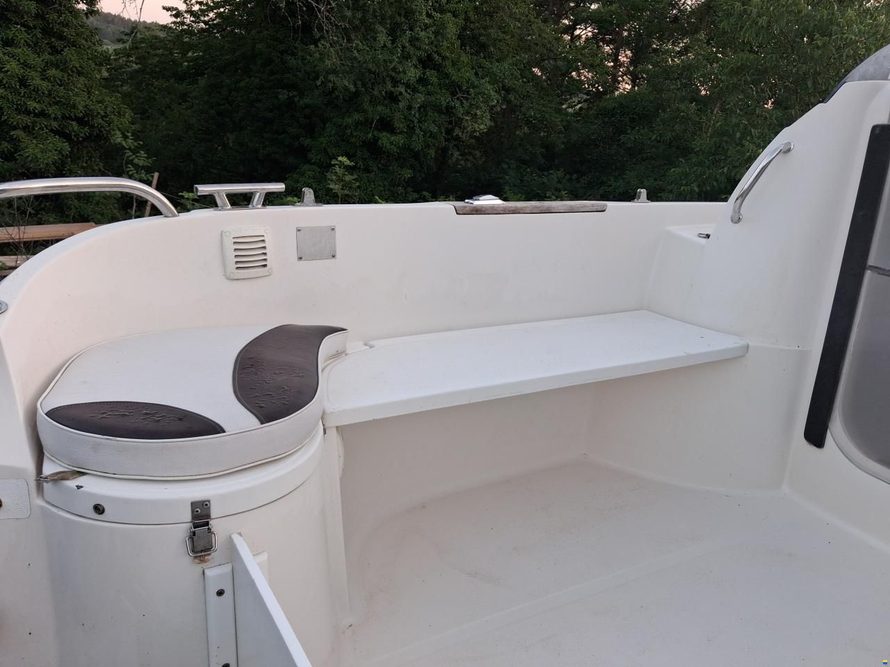 Quicksilver 460 Cabin