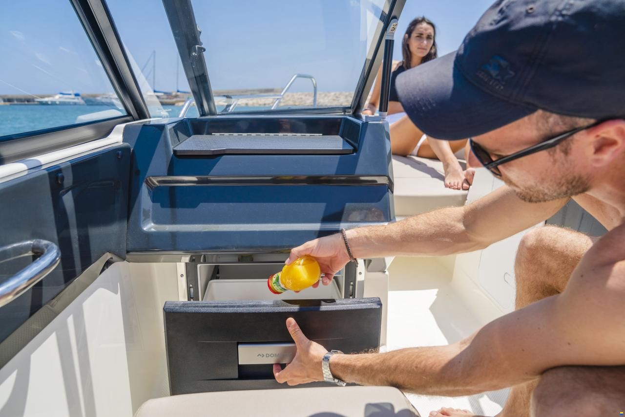Quicksilver Activ 555 Bowrider