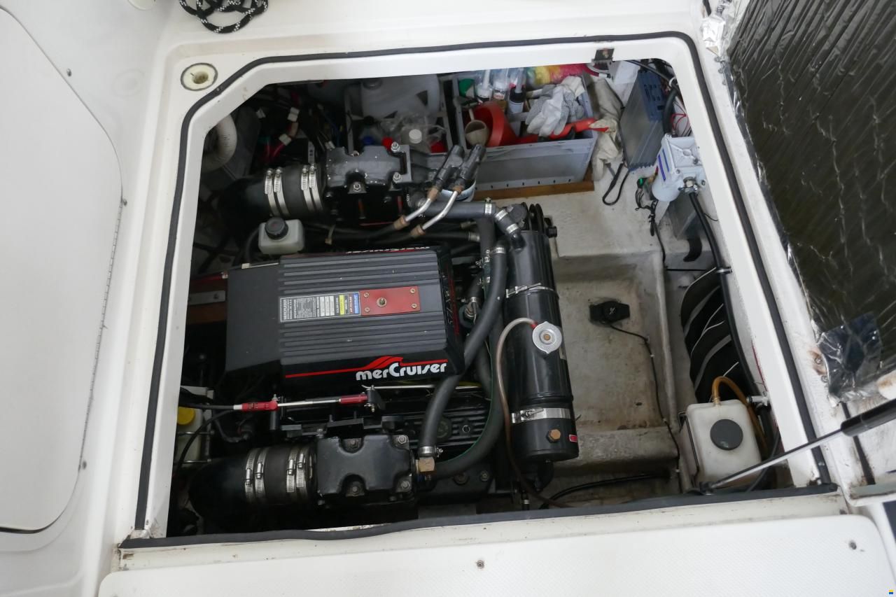 Bayliner 3258 Avanti Commandbridge