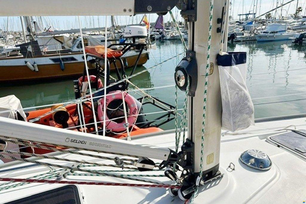 Bavaria 32