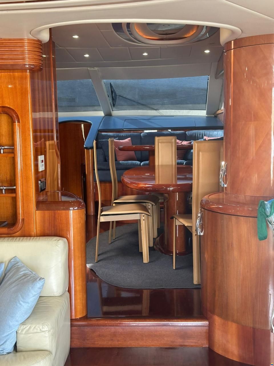 Uniesse 72 FLY
